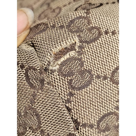 Gucci Beige and Black Shoulder Bag - Picture 4 of 11